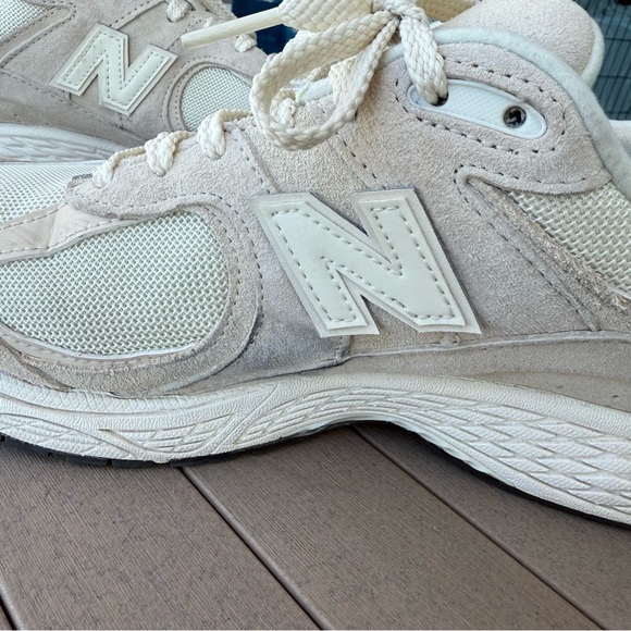 New Balance 2002R Sneakers in Calm Taupe Size 10.5 - Picture 7 of 11